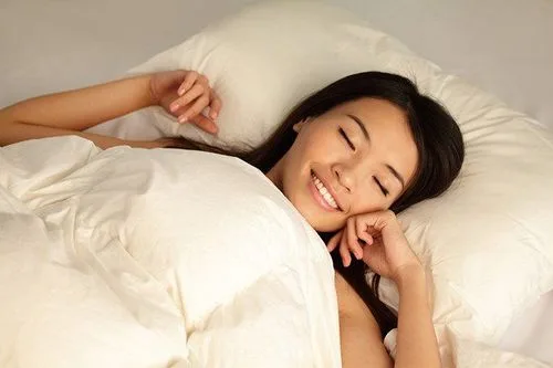 การนอนหลับพักผ่อนให้เพียงพอช่วยป้องกันและรักษาอาการปวดหัวได้
